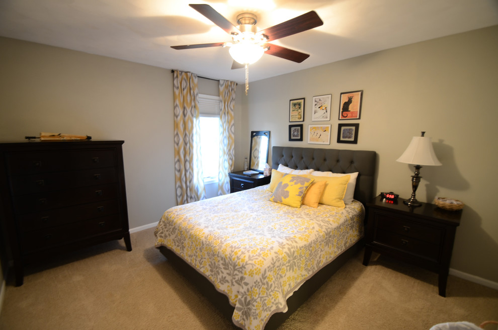 Свежая идея для дизайна: гостевая спальня среднего размера, (комната для гостей) в стиле фьюжн с серыми стенами и ковровым покрытием - отличное фото интерьера