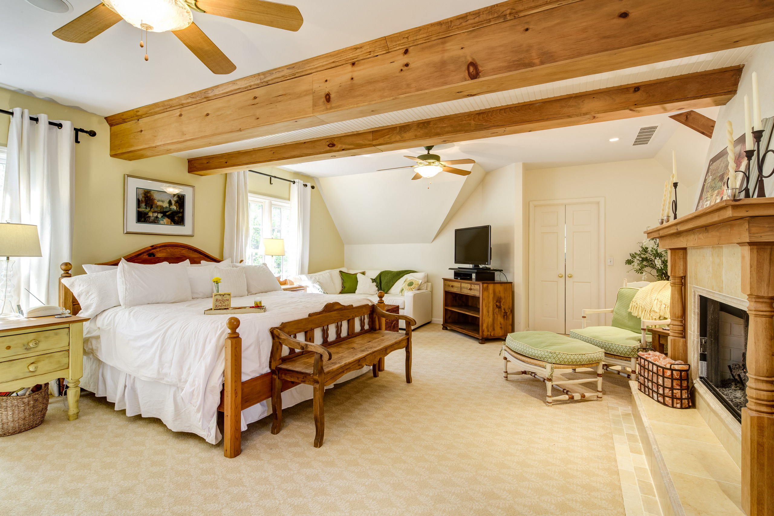 75 Bedroom with Yellow Walls Ideas You'll Love - August, 2023 | Houzz