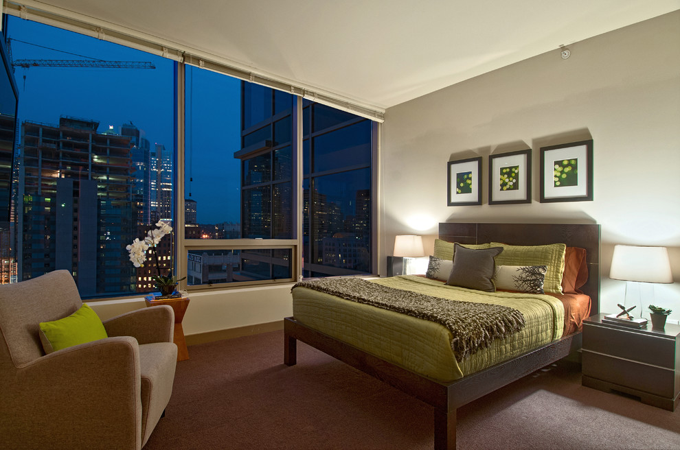Minimalist bedroom photo in Seattle