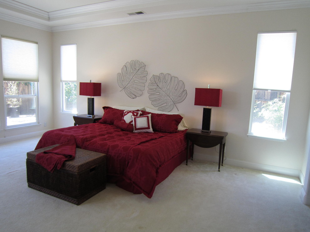 Elegant bedroom photo in Sacramento