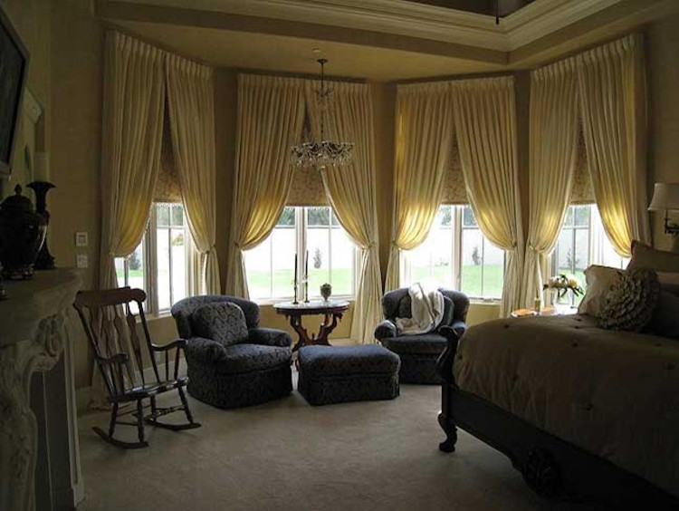 Example of a classic bedroom design in Albuquerque