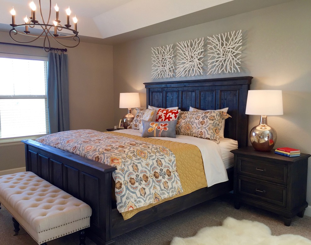 Inspiration for a traditional grey and cream bedroom in Denver.