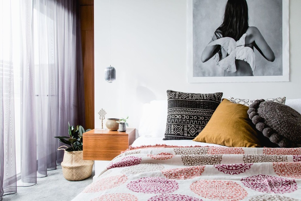 メルボルンにあるトランジショナルスタイルのおしゃれな寝室のインテリア