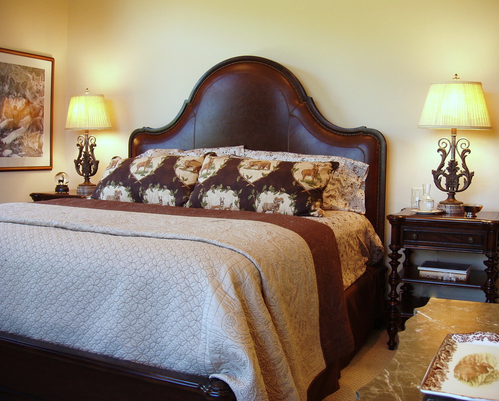Пример оригинального дизайна: спальня в классическом стиле