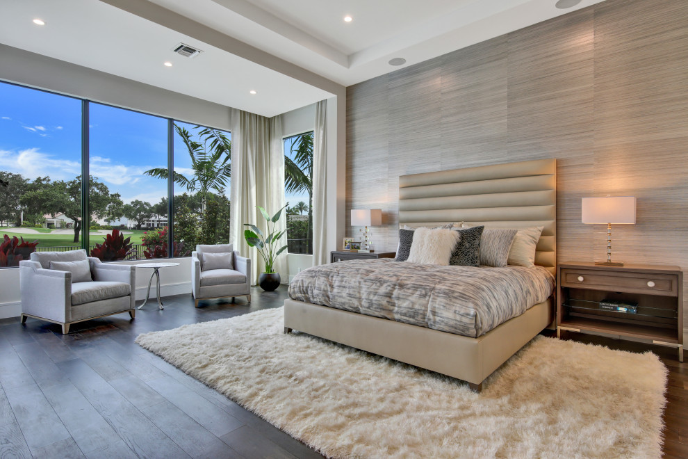 This is an example of a master bedroom in Miami.