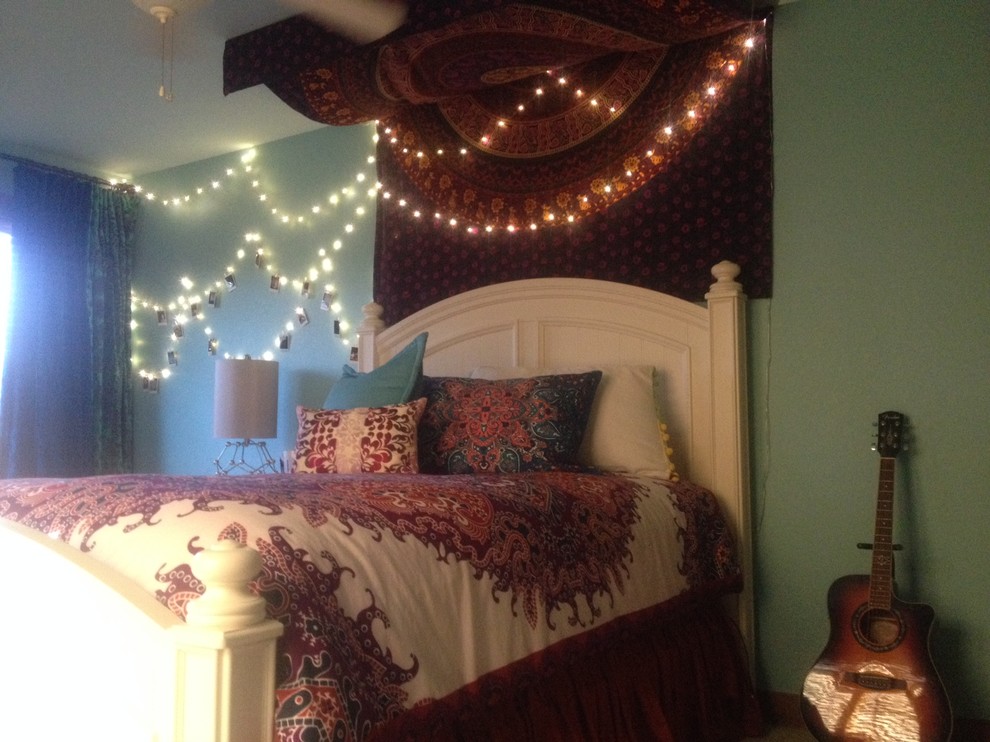 Eclectic bedroom photo in Orlando