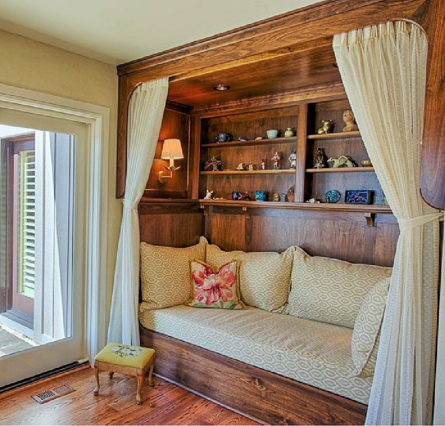 Bookcases, Builtins and Window Seats Traditional Bedroom