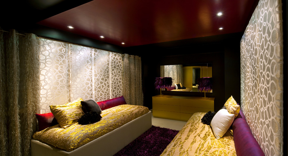 Foto de habitación de invitados ecléctica de tamaño medio sin chimenea con paredes negras y suelo de baldosas de cerámica
