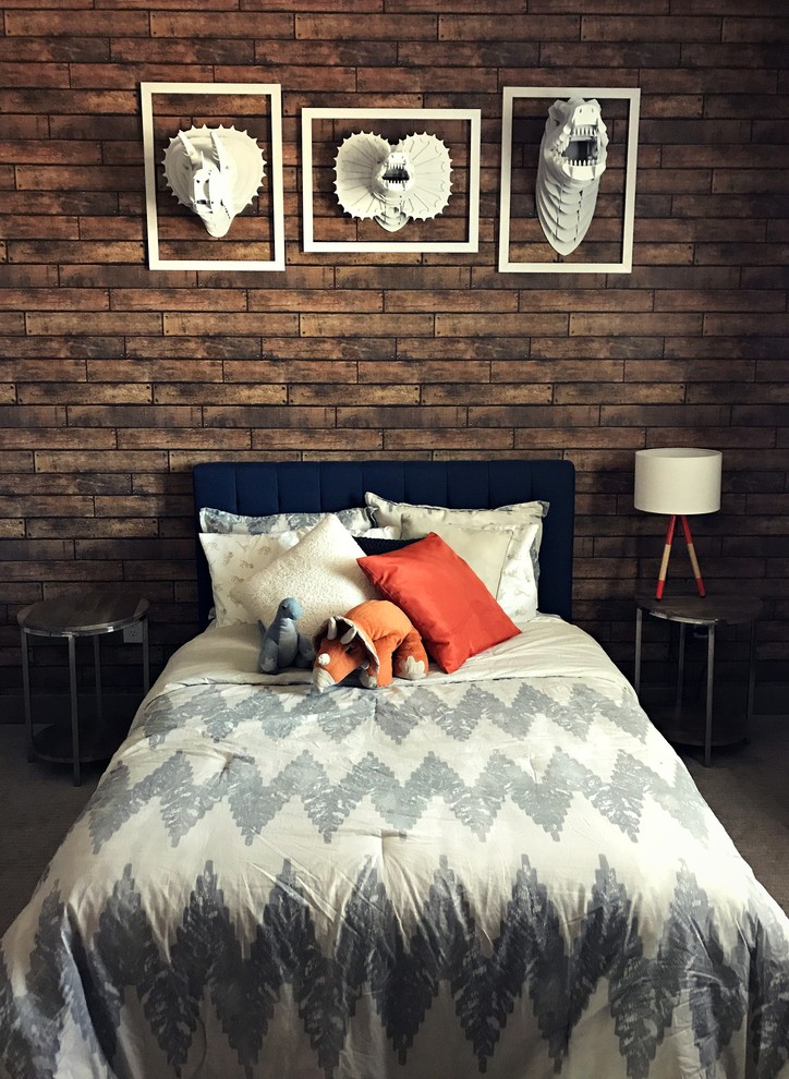 Modern inredning av ett mellanstort sovrum, med grå väggar, heltäckningsmatta och grått golv