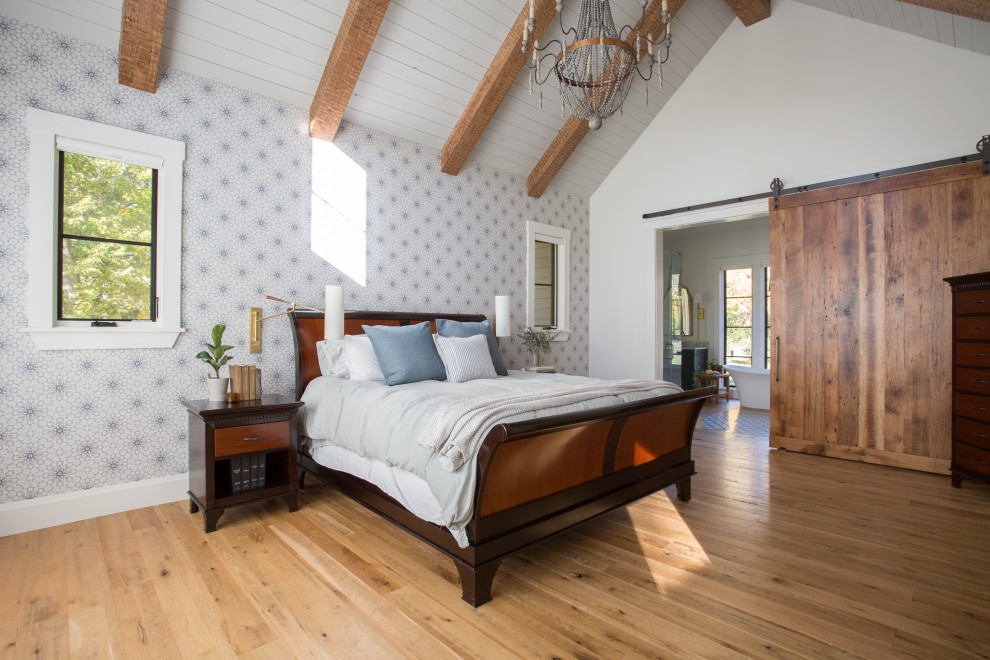 Photo of a rustic bedroom in Columbus.