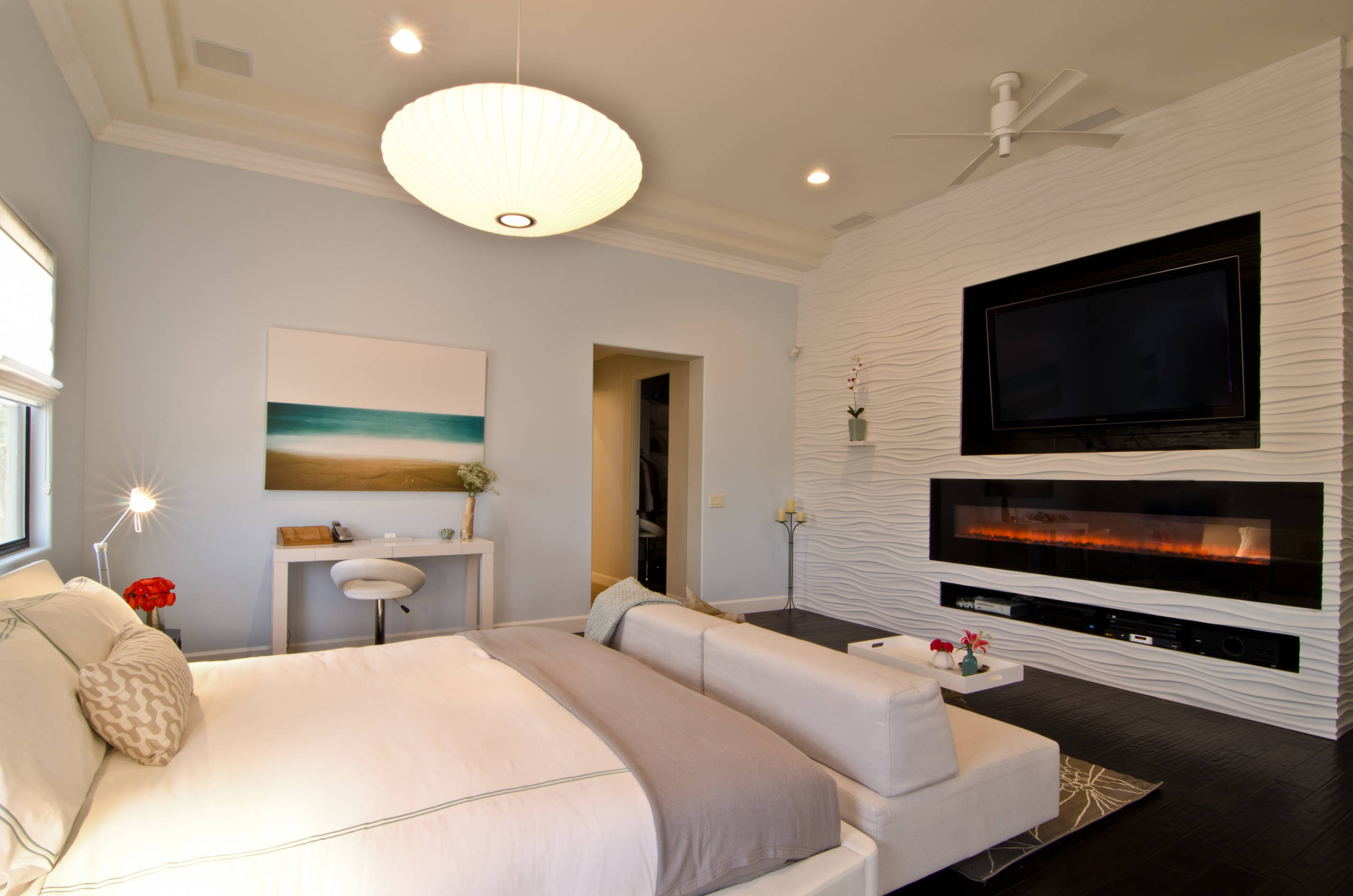 Fireplace Tv Houzz, Bedroom With Fireplace And Tv