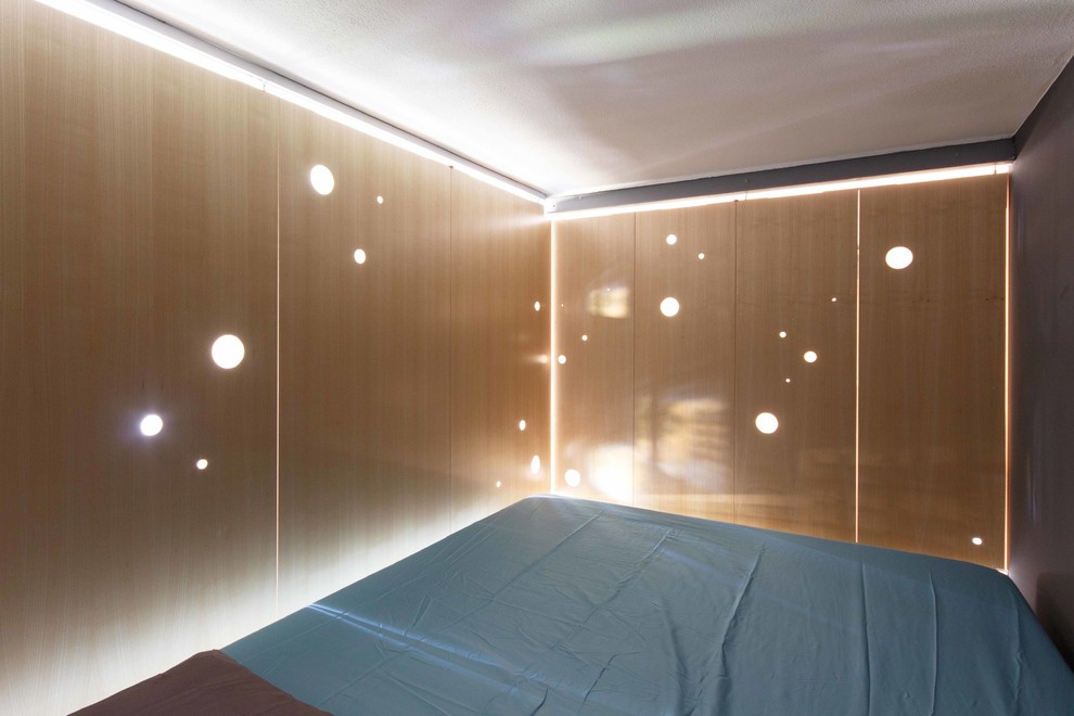 Immagine di una camera da letto contemporanea