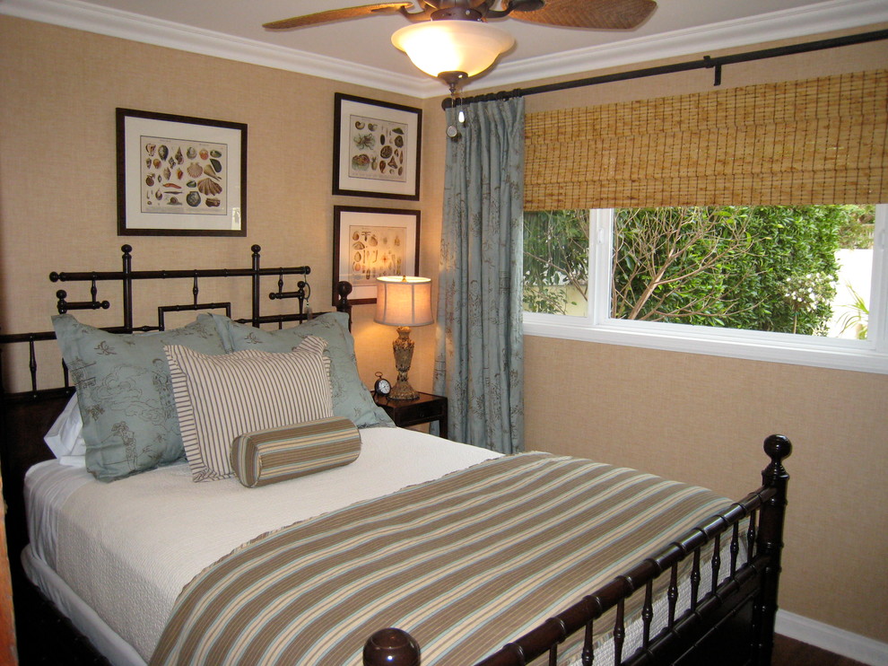Example of an island style bedroom design in Los Angeles