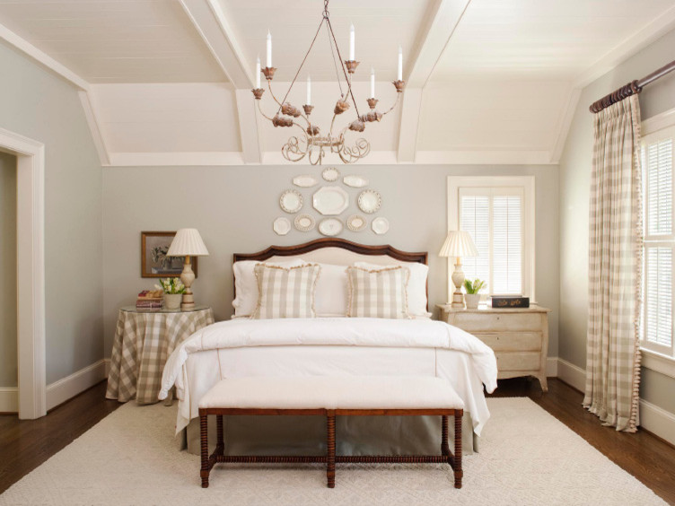 Inspiration for a timeless bedroom remodel in Atlanta