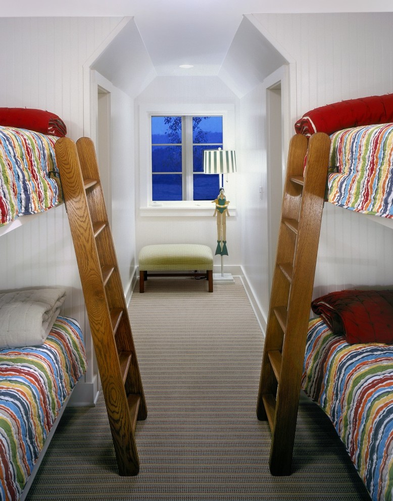 Diseño de habitación de invitados tradicional con paredes grises y moqueta
