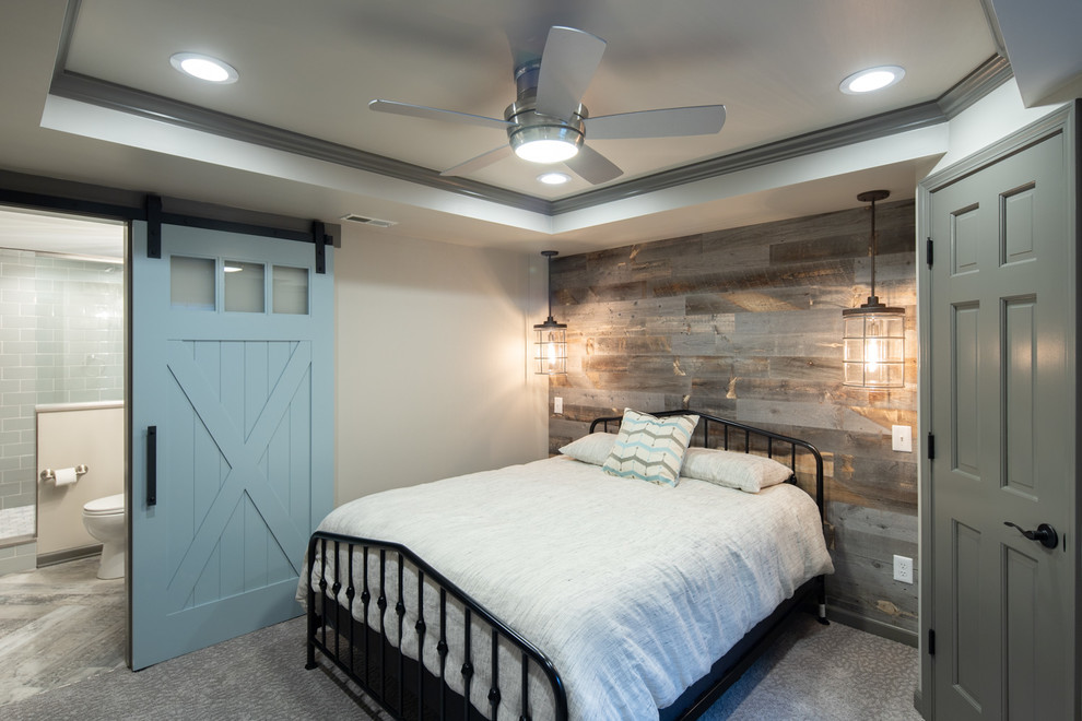 Inspiration for a medium sized traditional guest bedroom in Indianapolis with grey walls, carpet, no fireplace and grey floors.