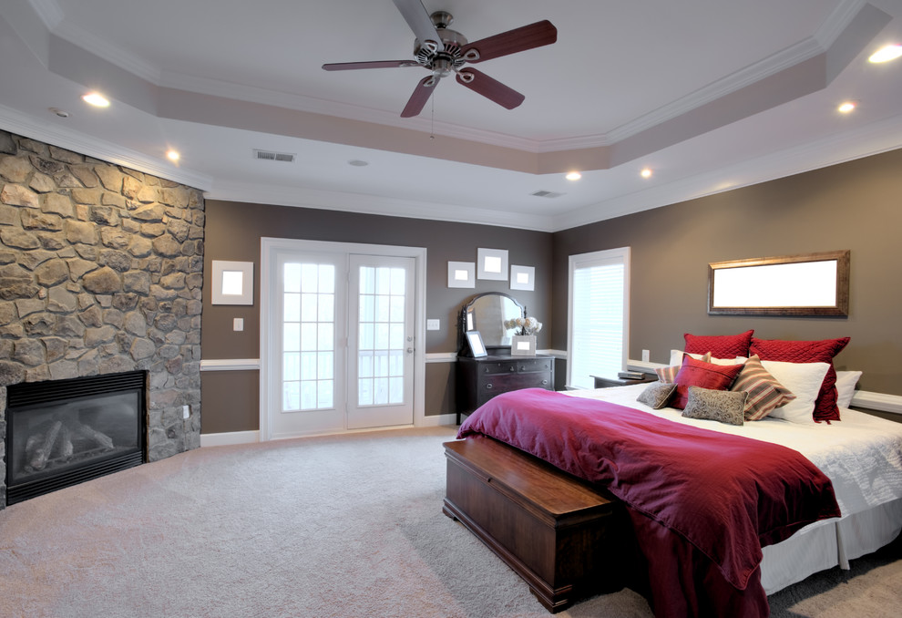 Design ideas for a classic bedroom in Wichita.