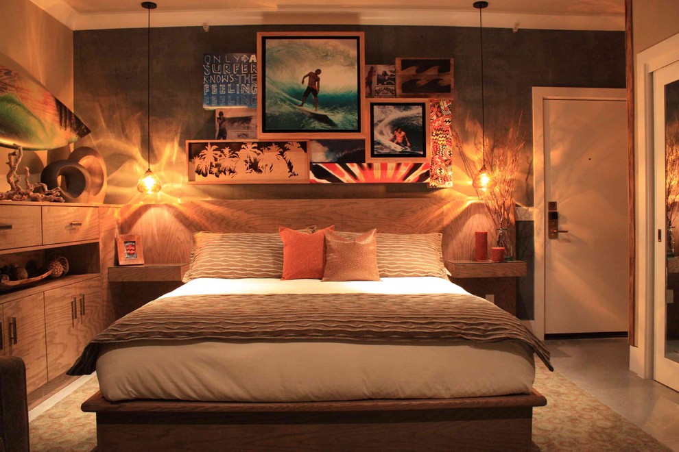 Trendy bedroom photo in Orange County