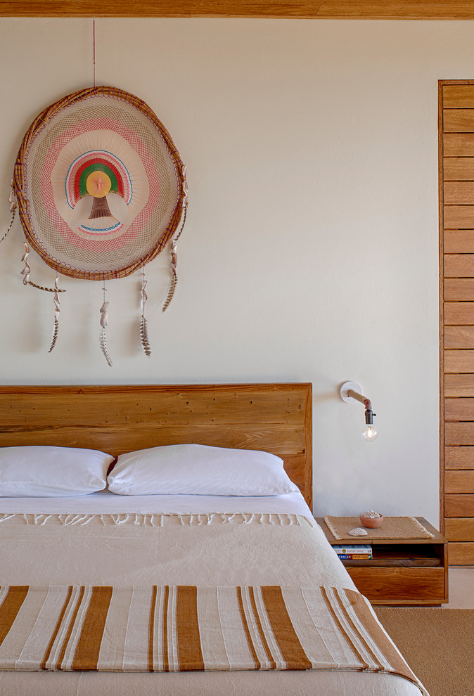 Danish bedroom photo in Other with white walls