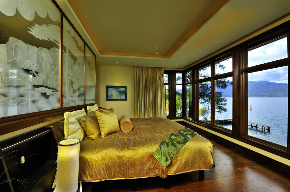 バンクーバーにあるミッドセンチュリースタイルのおしゃれな寝室のインテリア