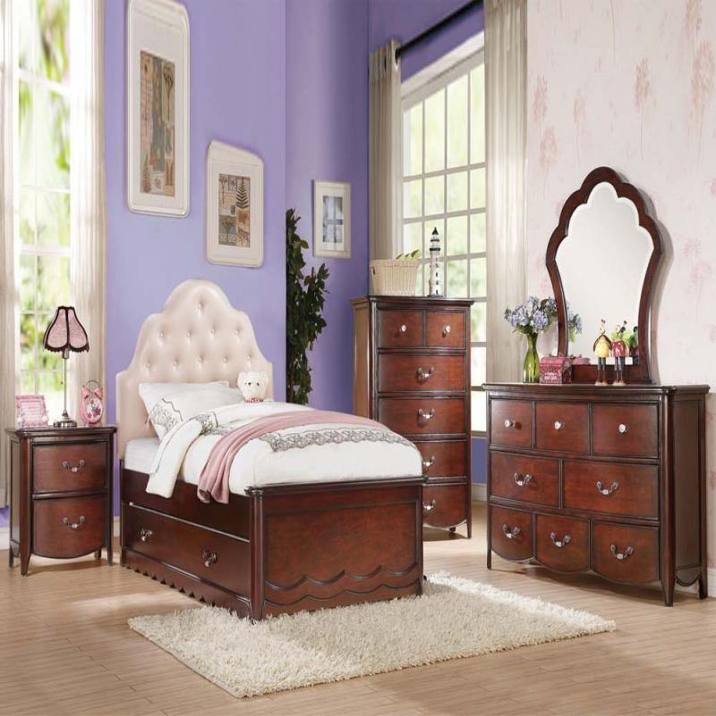 Cecilie Cherry/ Light Pink Bedroom Set Traditional Bedroom Los