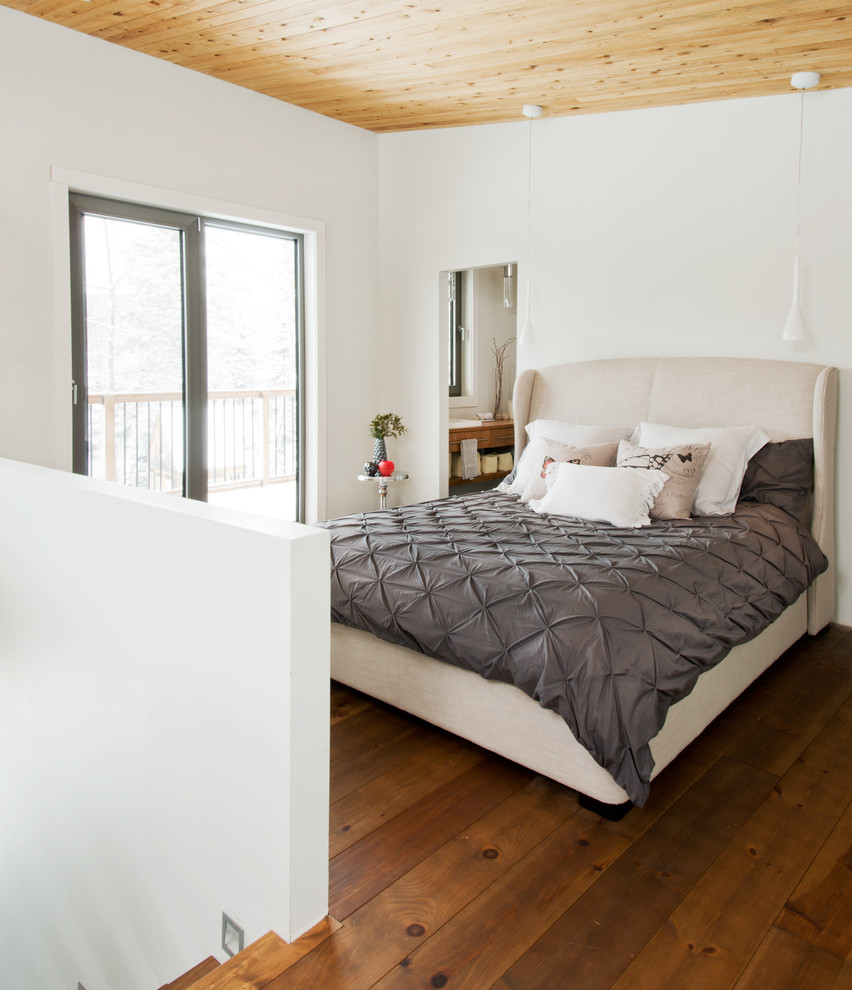 Inspiration for a contemporary bedroom remodel in Montreal