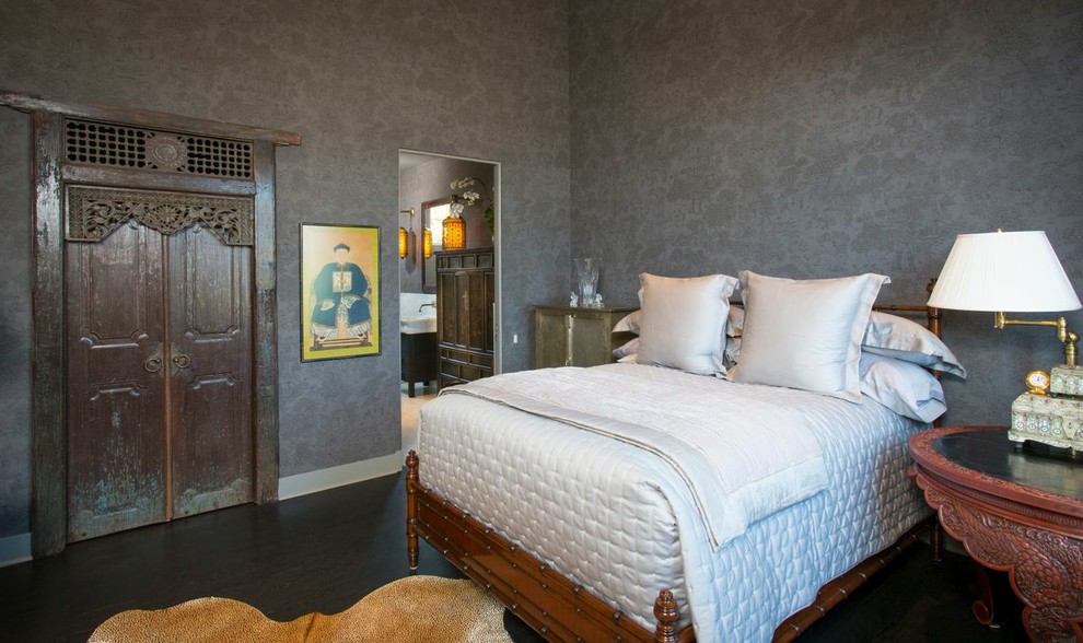 Foto på ett orientaliskt sovrum, med grå väggar