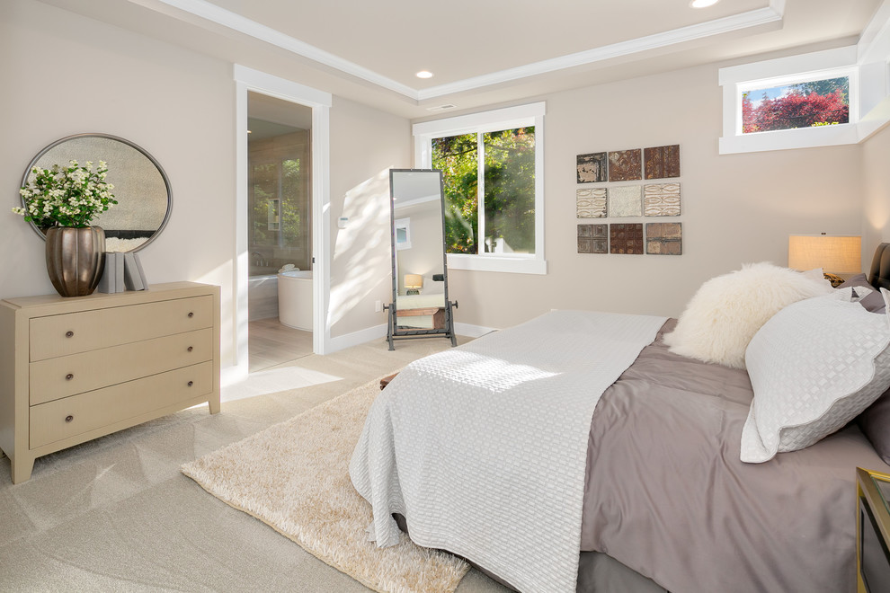 Свежая идея для дизайна: хозяйская спальня среднего размера в стиле модернизм с серыми стенами, ковровым покрытием и серым полом - отличное фото интерьера