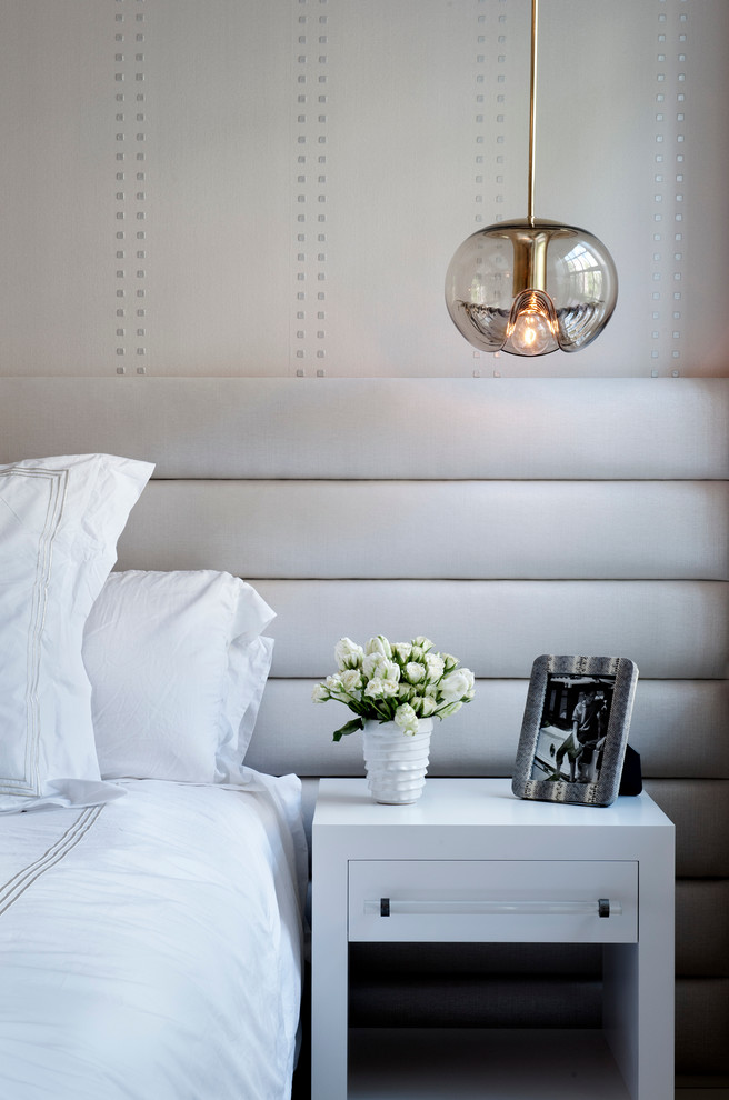 Inspiration for a contemporary master bedroom remodel in New York