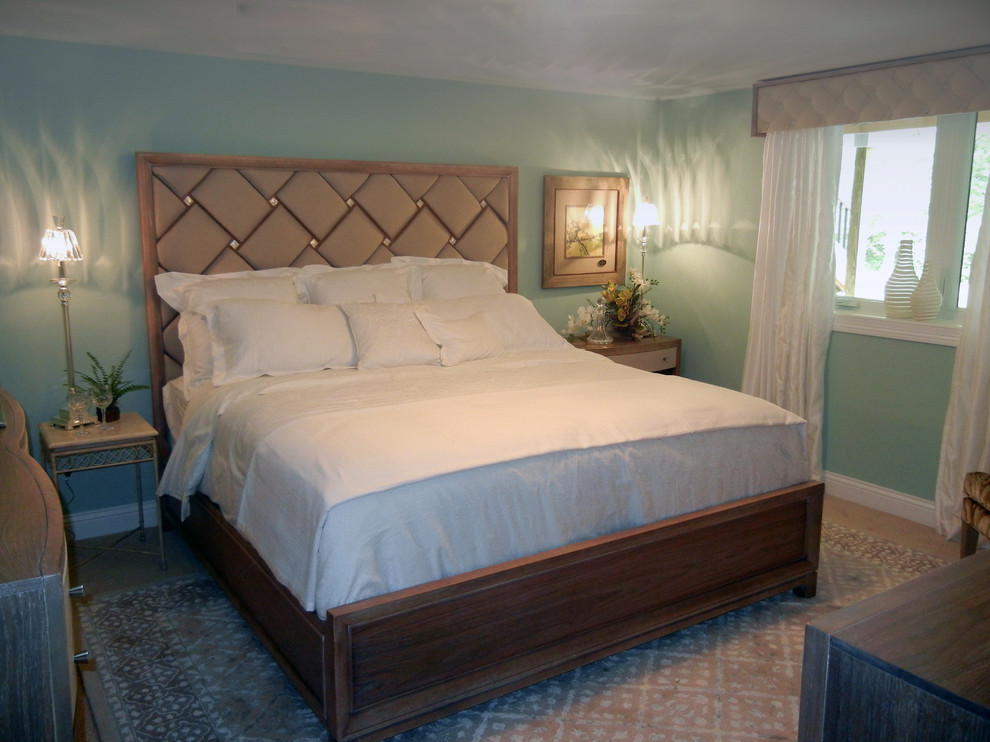 Источник вдохновения для домашнего уюта: маленькая гостевая спальня (комната для гостей) в современном стиле с зелеными стенами и полом из керамической плитки для на участке и в саду