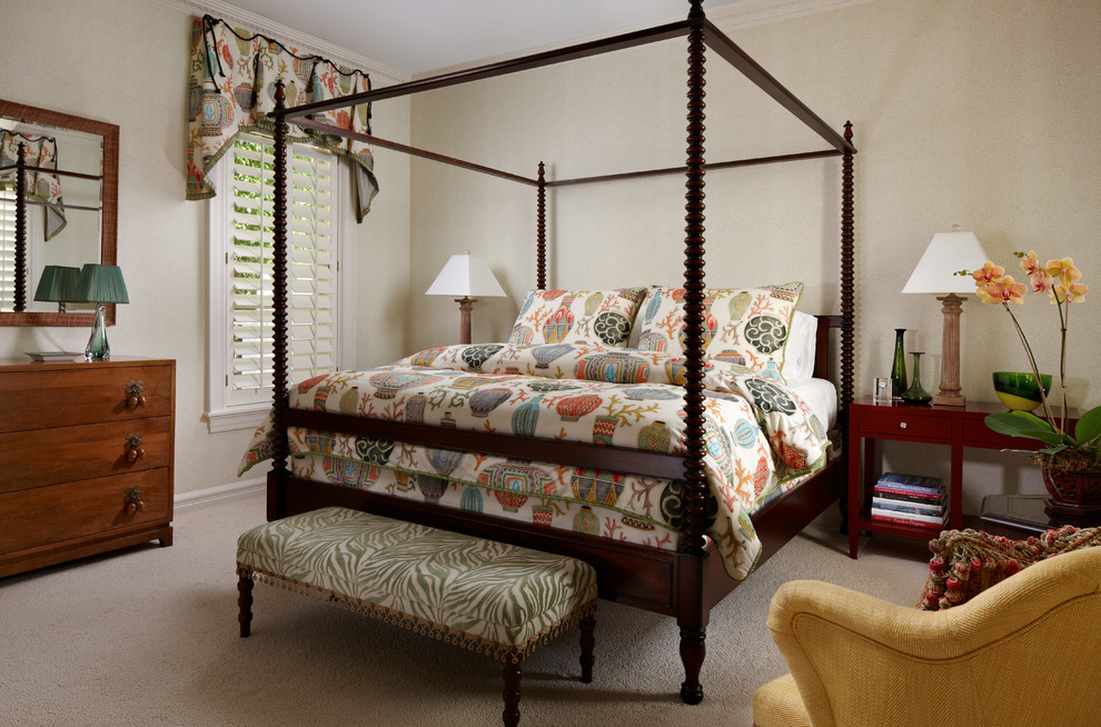 Classic House in Palm Beach Traditional Bedroom Miami by GIL