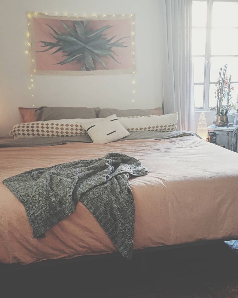 Photo of an eclectic bedroom in Phoenix.
