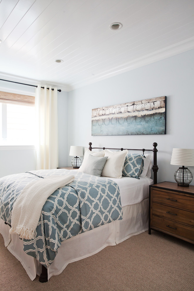Bedroom - mid-sized coastal guest carpeted and beige floor bedroom idea in Orange County with gray walls and no fireplace