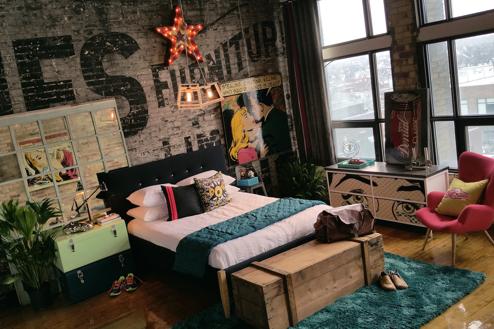 Источник вдохновения для домашнего уюта: хозяйская спальня среднего размера в стиле лофт