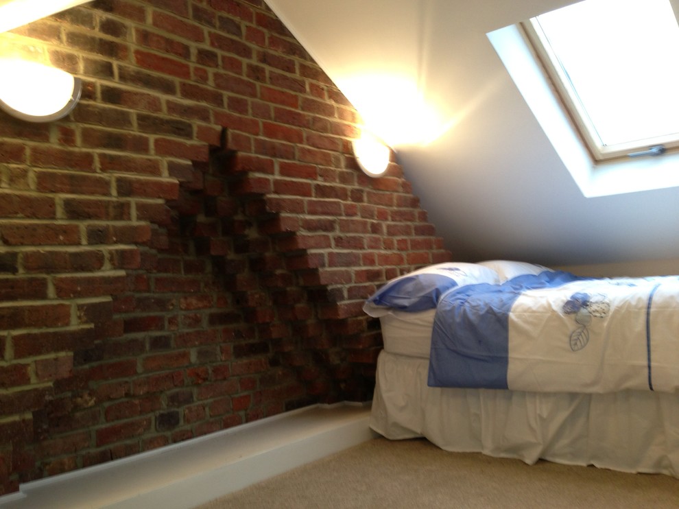ロンドンにあるトラディショナルスタイルのおしゃれな寝室