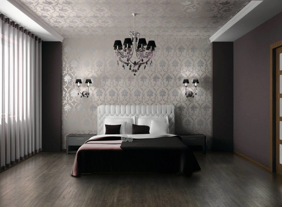 На фото: хозяйская спальня среднего размера в современном стиле с фиолетовыми стенами и темным паркетным полом