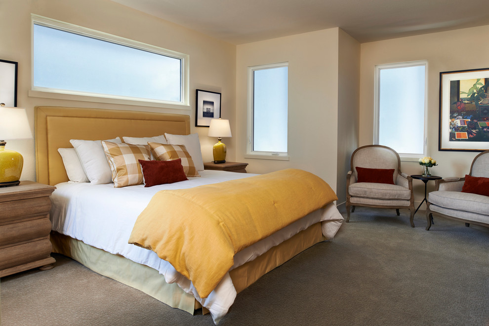 Diseño de dormitorio actual con paredes beige