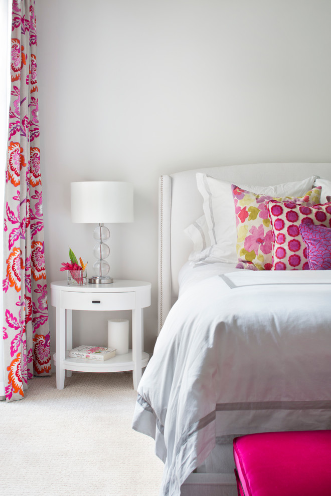 Inspiration for a mid-sized contemporary guest carpeted bedroom remodel in Miami with white walls