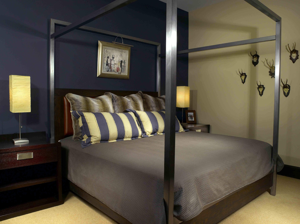 Modernes Schlafzimmer mit blauer Wandfarbe in Sonstige