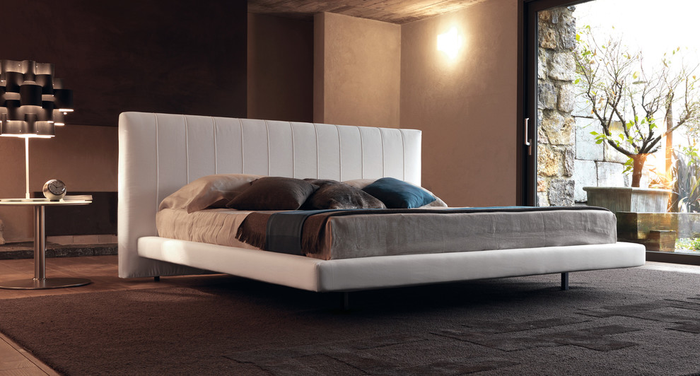 Foto di una camera da letto design di medie dimensioni