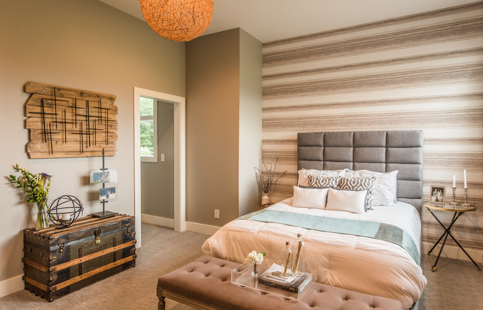Bedroom - mid-sized transitional guest carpeted bedroom idea in Indianapolis with gray walls