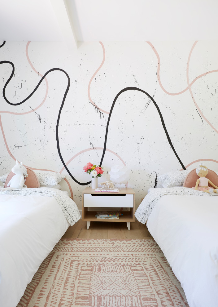 Immagine di una camera da letto contemporanea di medie dimensioni