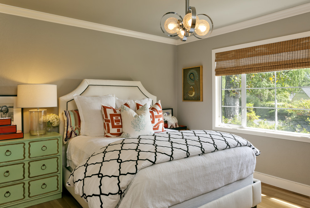 How To Make Your Guest Room More Inviting