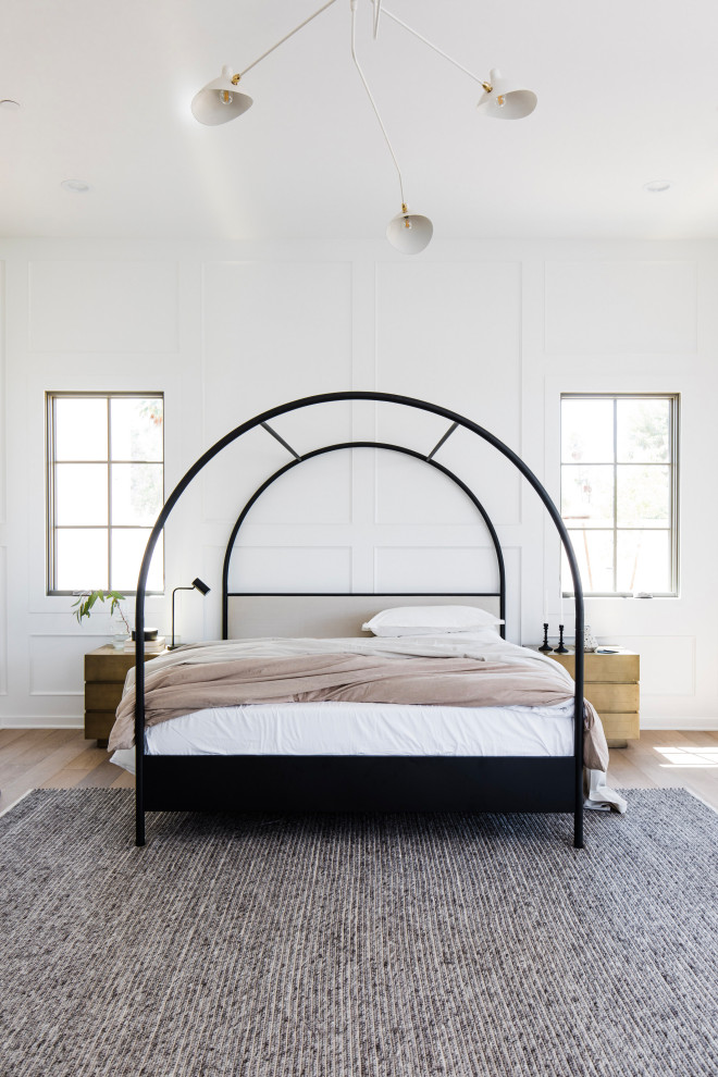 Design ideas for a rural bedroom in Phoenix.