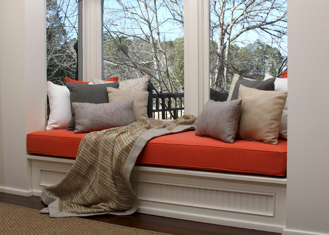 Cozy Lake House Window Seat Cushion and Throw Pillows - Rustic - Bedroom -  Other - by Cushion Source | Houzz UK