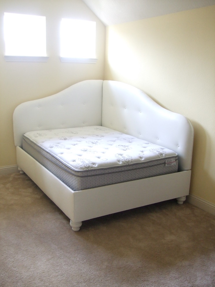 Elegant bedroom photo in Houston