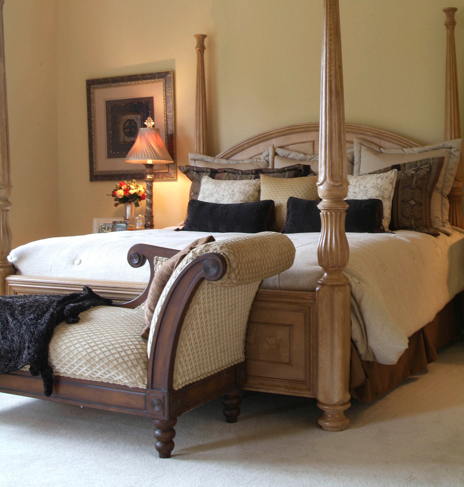 Custom Robertson Homes Traditional Bedroom Detroit by Robertson