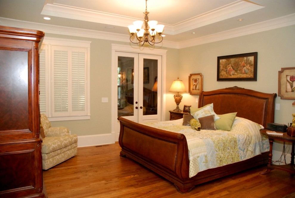 Inspiration for a traditional bedroom in Atlanta.