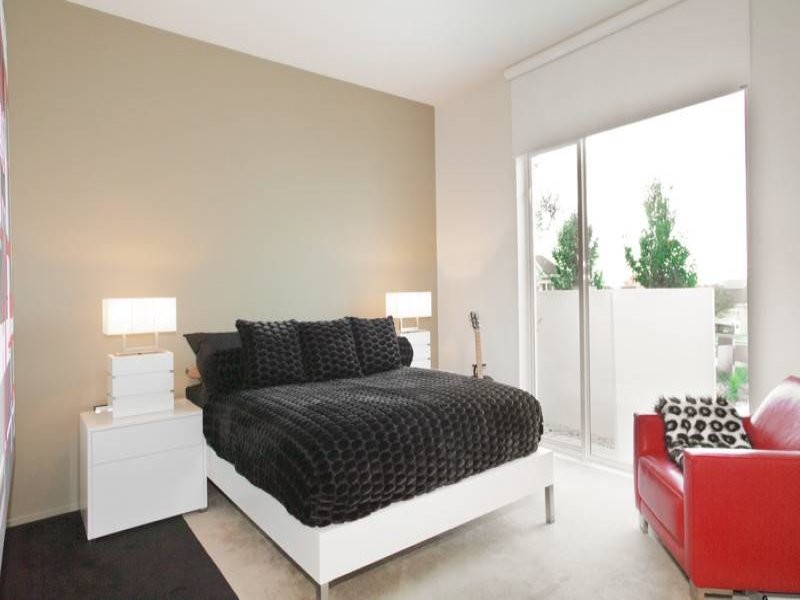 Trendy bedroom photo in Geelong