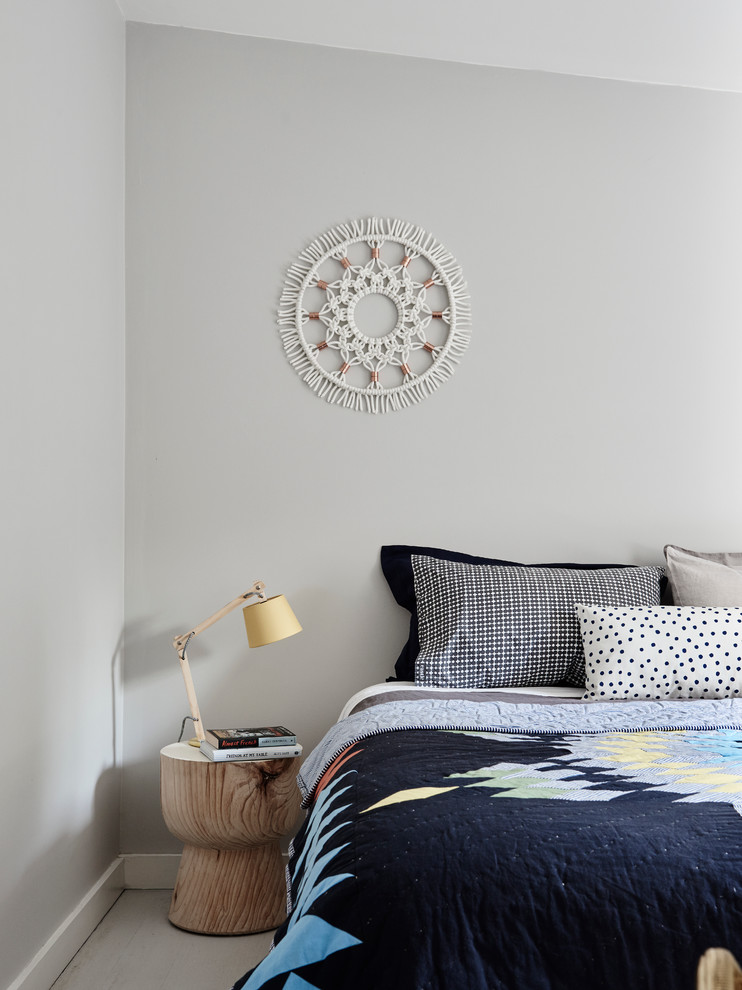 Bedroom - scandinavian bedroom idea in Melbourne